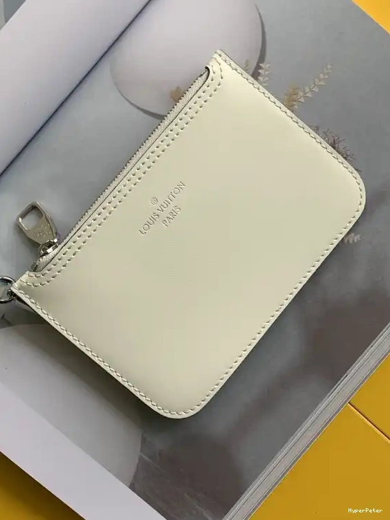 PM HINA LOUIS VUITTON 0703